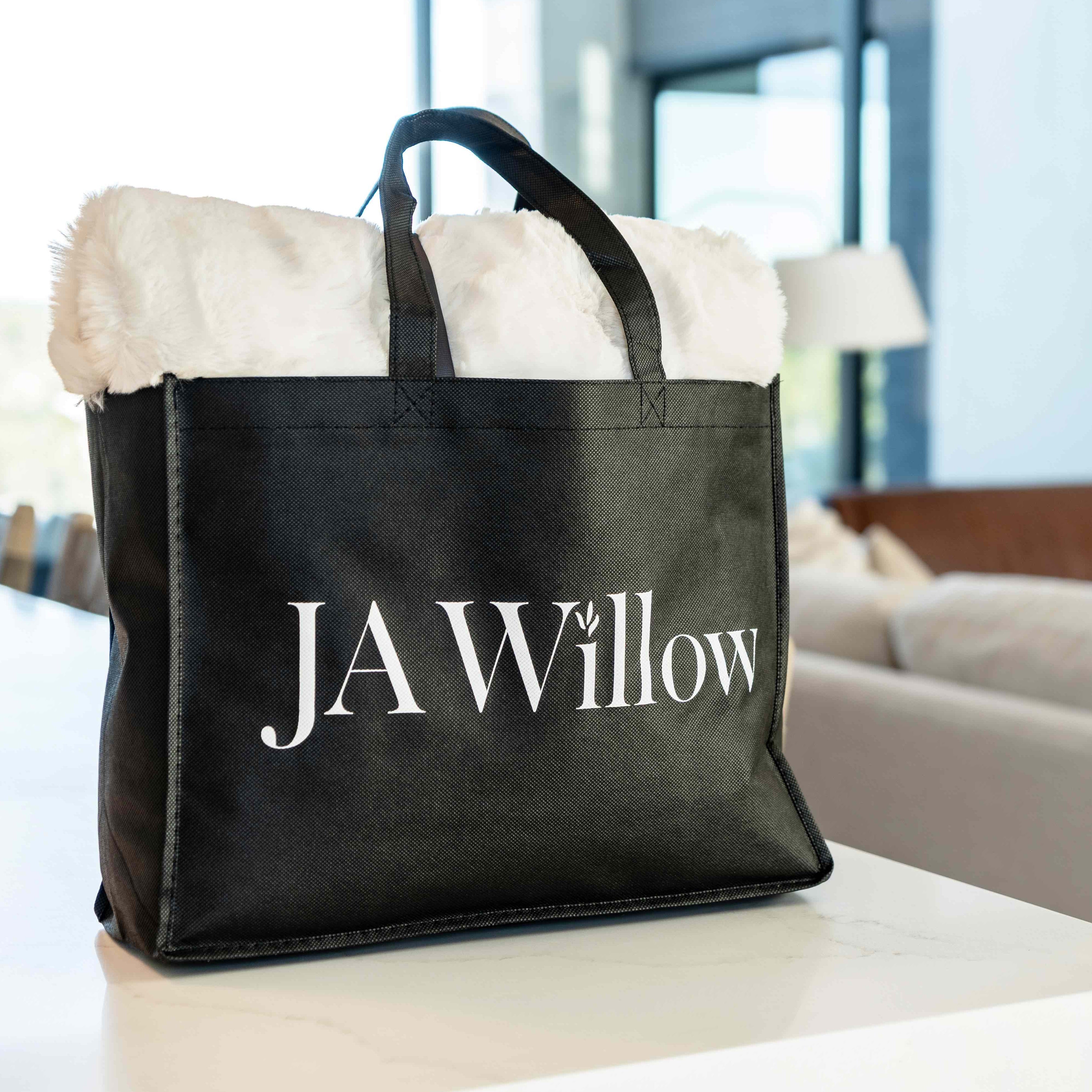 Faux Fur Velvet Throw